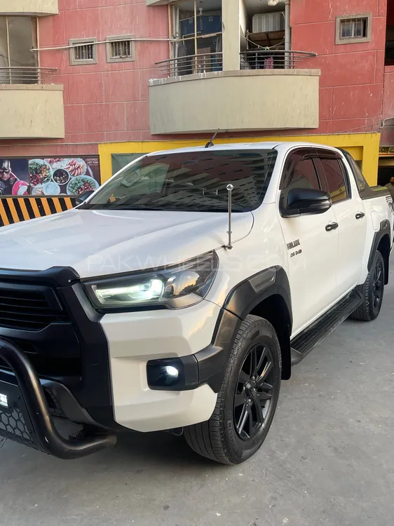 Toyota Hilux 2020 for Sale in Karachi Image-1
