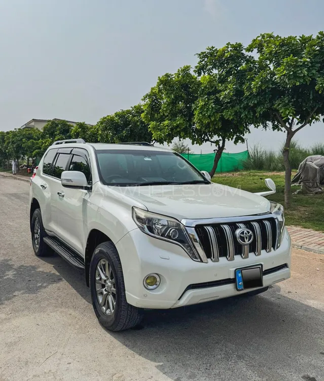 Toyota Prado 2015 for Sale in Islamabad Image-1