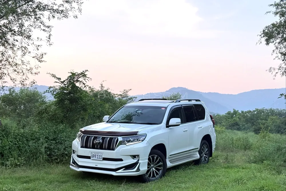 Toyota Prado 2017 for Sale in Islamabad Image-1