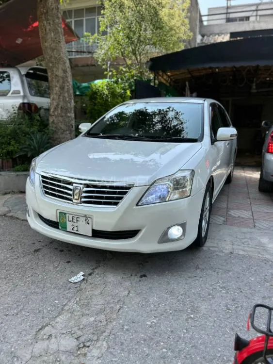 Toyota Premio 2012 for Sale in Peshawar Image-1