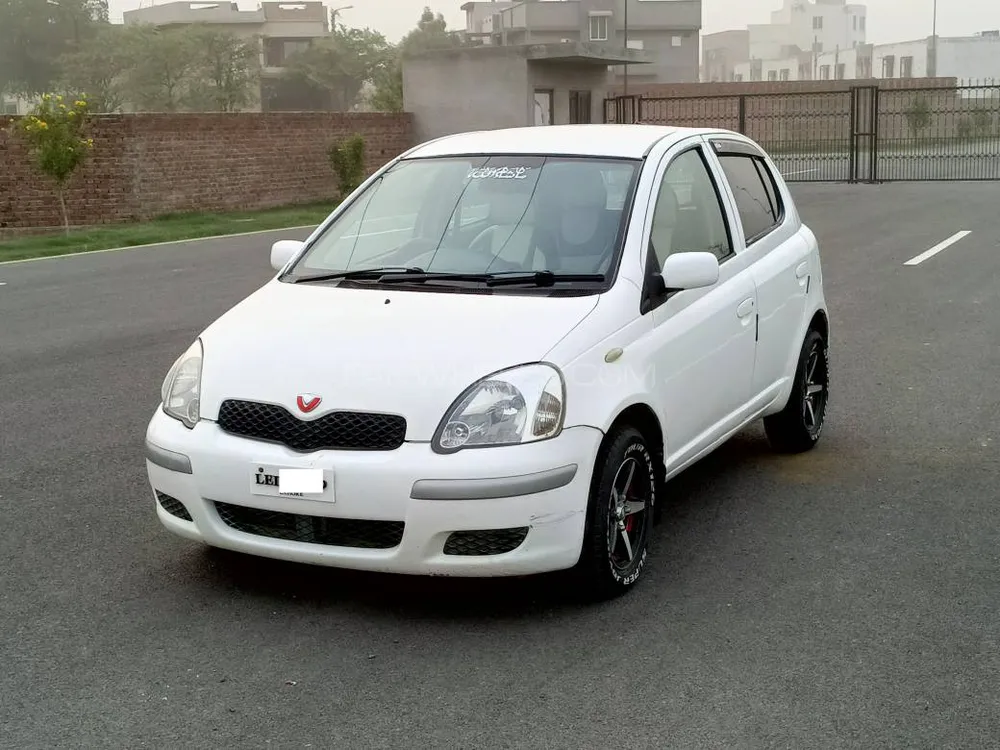 Toyota Vitz 2003 for Sale in Faisalabad Image-1