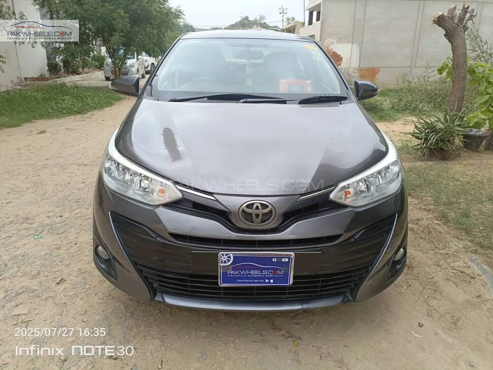 Toyota Yaris Sedan 2021 for Sale in Karachi Image-1