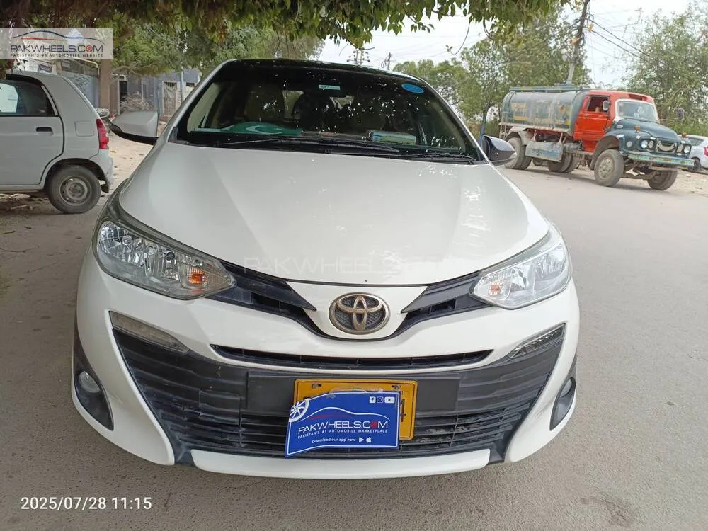 Toyota Yaris Sedan 2020 for Sale in Karachi Image-1