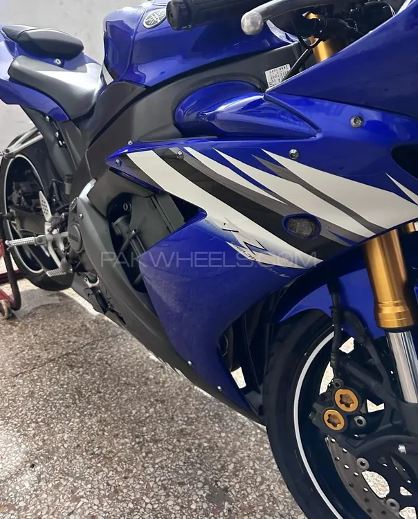 Yamaha YZF-R1 2006 for Sale Image-1
