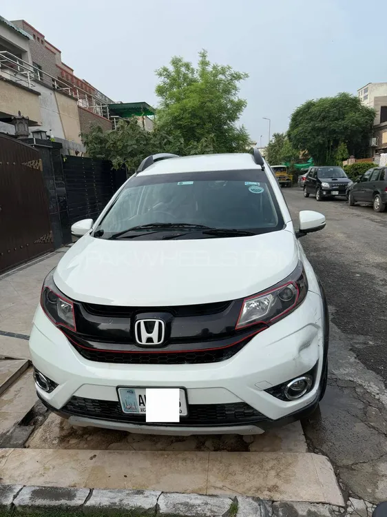Honda BR-V 2018 for Sale in Lahore Image-1