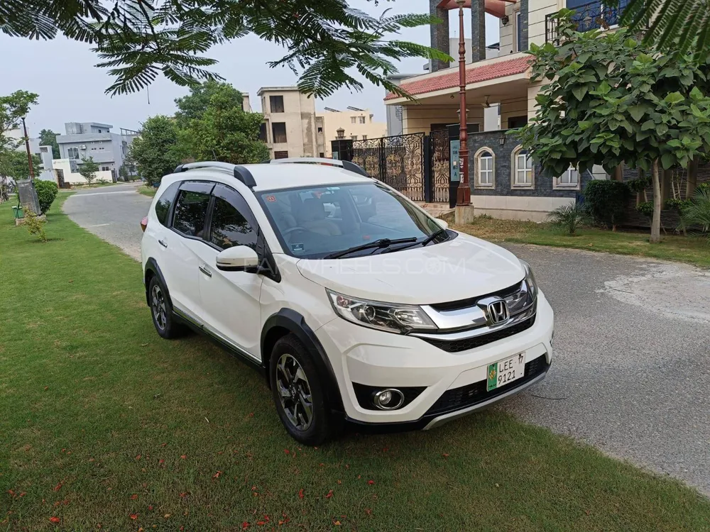 Honda BR-V 2017 for Sale in Lahore Image-1