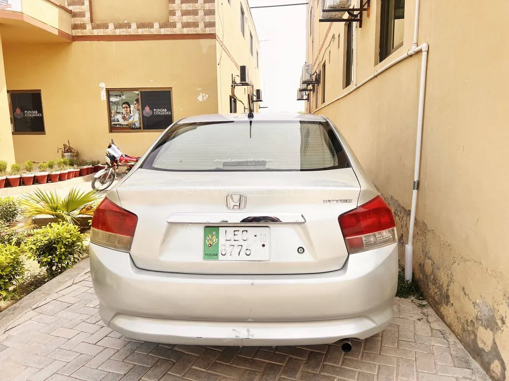 Honda City 2010 for Sale in Multan Image-1