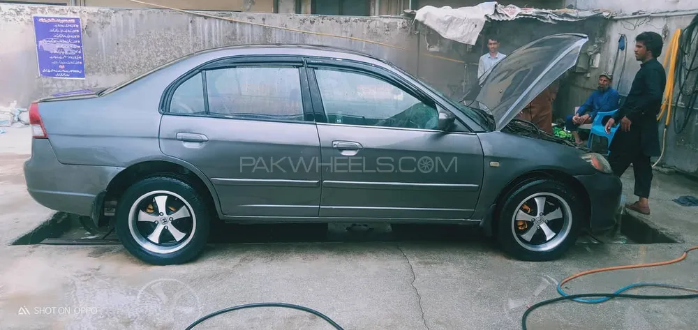 Honda Civic 2004 for Sale in Islamabad Image-1