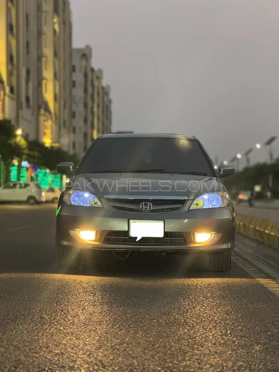 Honda Civic 2005 for Sale in Islamabad Image-1