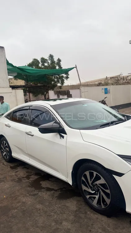 Honda Civic 2016 for Sale in Karachi Image-1