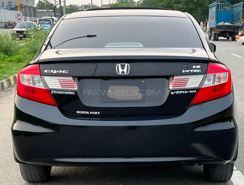 Honda Civic 2014 for Sale in Lahore Image-1