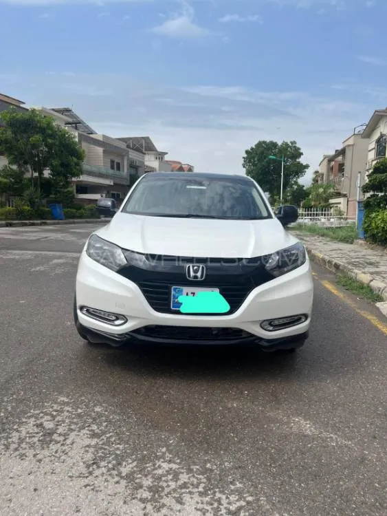 Honda Vezel 2016 for Sale in Rawalpindi Image-1