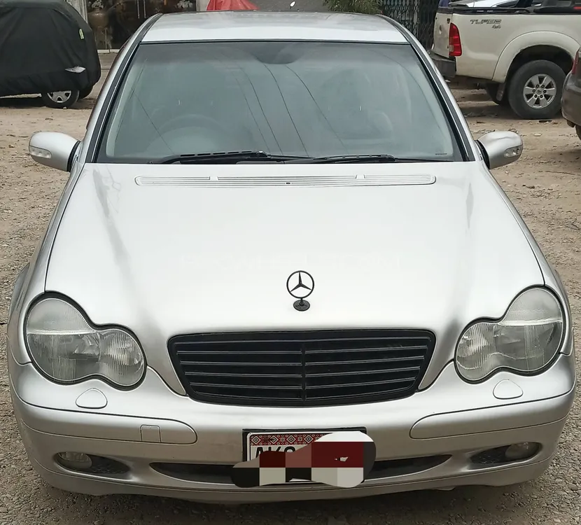 Mercedes Benz C Class 2003 for Sale in Karachi Image-1