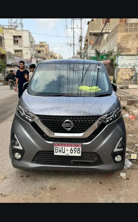 Nissan Dayz Highway Star 2019 for Sale in Karachi Image-1