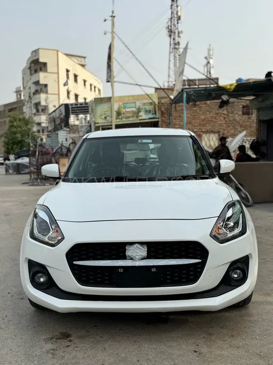 Suzuki Swift 2024 for Sale in Hyderabad Image-1