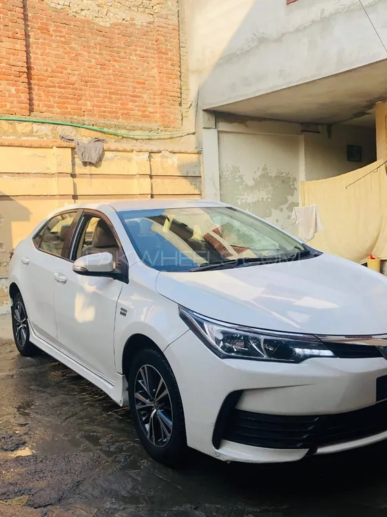Toyota Corolla 2018 for Sale in Abbottabad Image-1