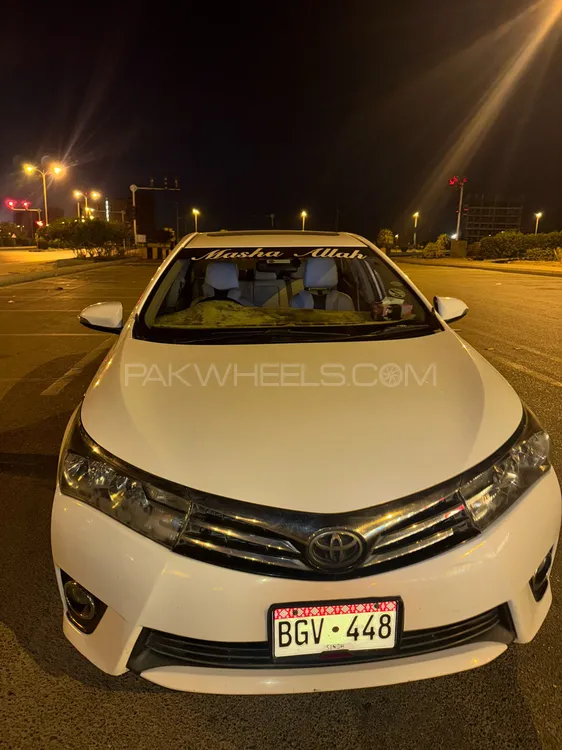 Toyota Corolla 2016 for Sale in Karachi Image-1