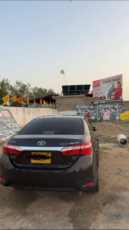 Toyota Corolla 2017 for Sale in Karachi Image-1