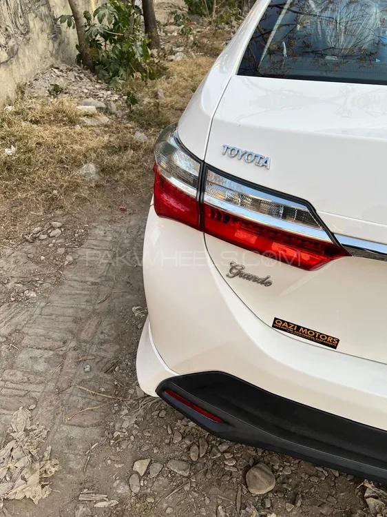 Toyota Corolla 2023 for Sale in Buner Image-1