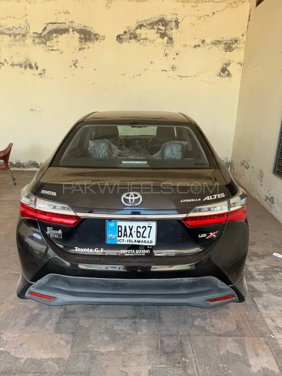 Toyota Corolla 2023 for Sale in Malakwal Image-1