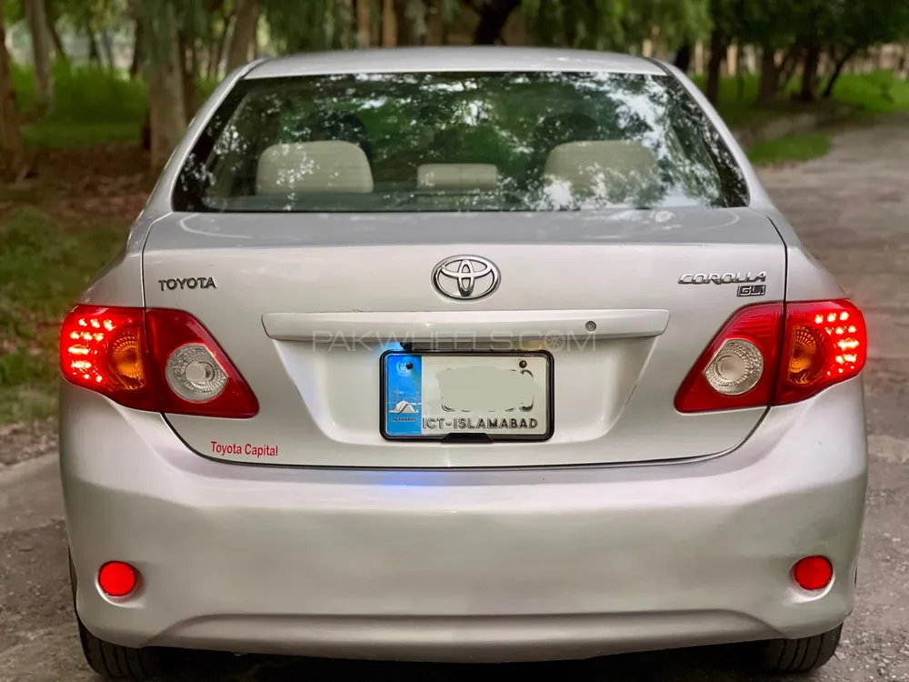 Toyota Corolla 2010 for Sale in Mardan Image-1