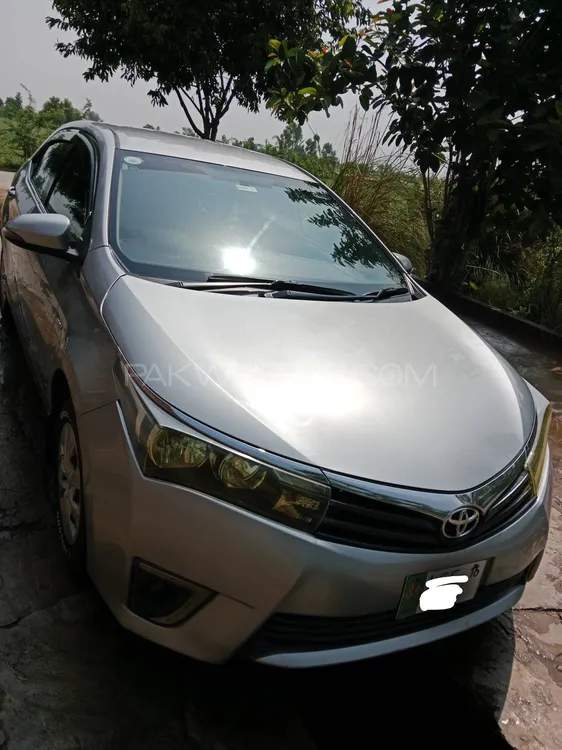 Toyota Corolla 2015 for Sale in Satiana Image-1