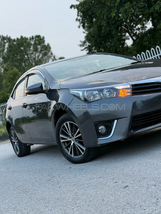 Toyota Corolla 2017 for Sale in Islamabad Image-1