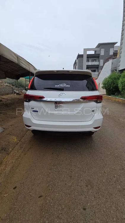 Toyota Fortuner 2020 for Sale in Karachi Image-1