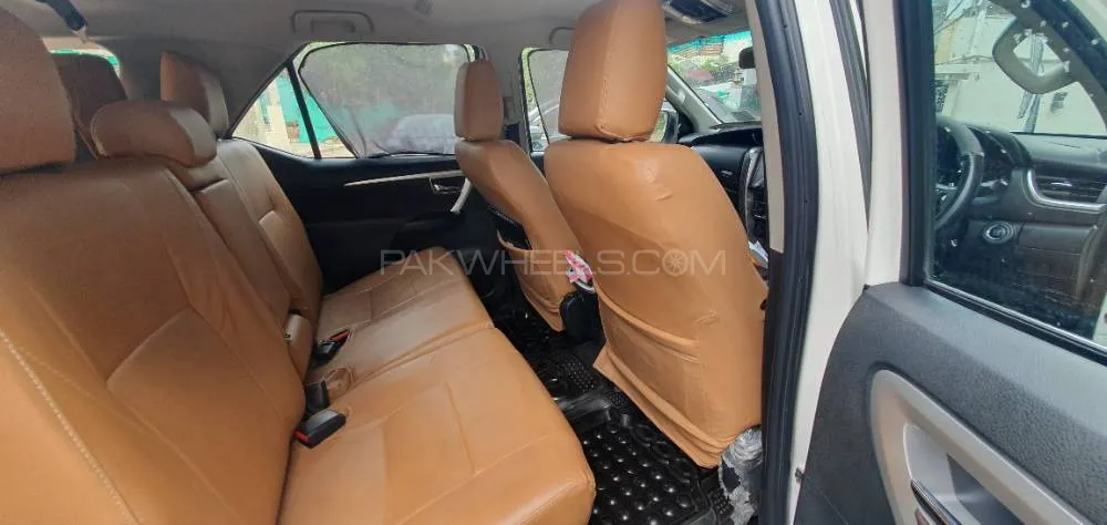 Toyota Fortuner 2021 for Sale in Karachi Image-1