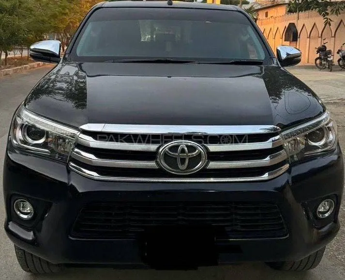 Toyota Hilux 2020 for Sale in Karachi Image-1