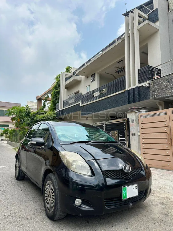 Toyota Vitz 2008 for Sale in Islamabad Image-1