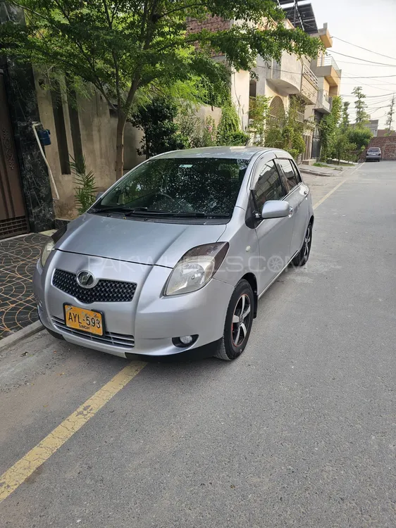 Toyota Vitz 2007 for Sale in Faisalabad Image-1
