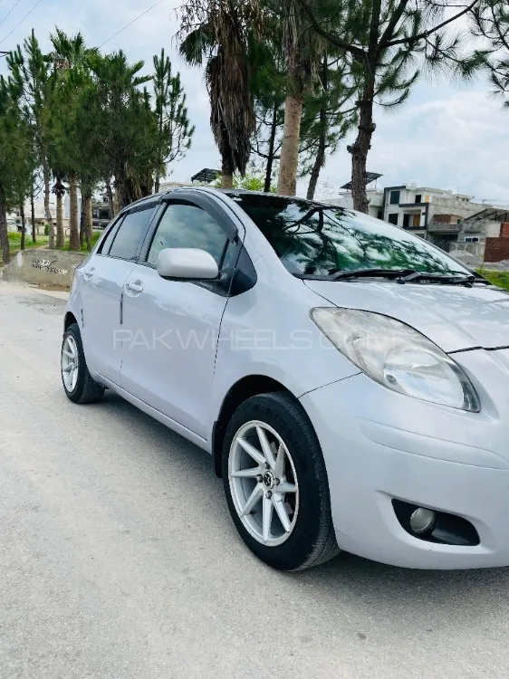 Toyota Vitz 2009 for Sale in Wah cantt Image-1