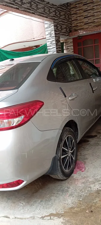 Toyota Yaris Sedan 2020 for Sale in Karachi Image-1
