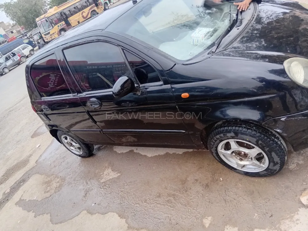 Chevrolet Exclusive 2004 for Sale in Karachi Image-1