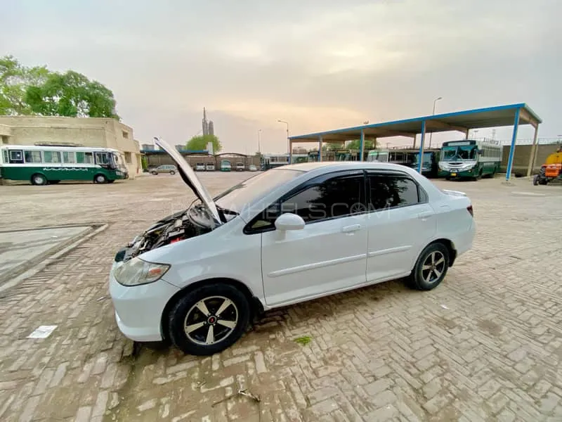 Honda City 2005 for Sale in Multan Image-1