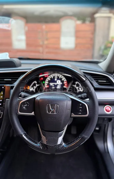 Honda Civic 2017 for Sale in Multan Image-1
