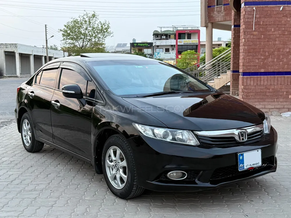 Honda Civic 2015 for Sale in Multan Image-1