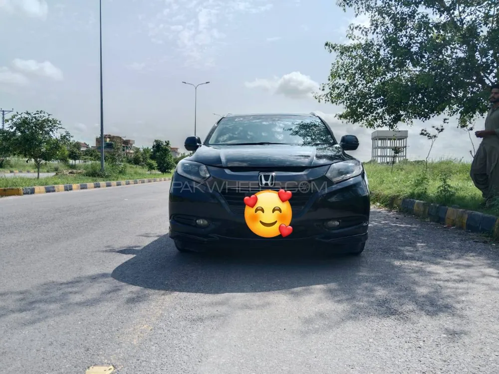 Honda Vezel 2014 for Sale in Islamabad Image-1