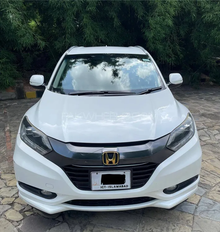 Honda Vezel 2014 for Sale in Islamabad Image-1