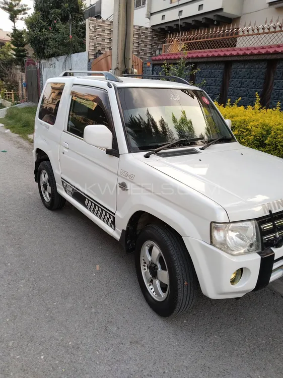 مٹسوبیشی پجیرو منی 2011 for Sale in مانسہرہ Image-1