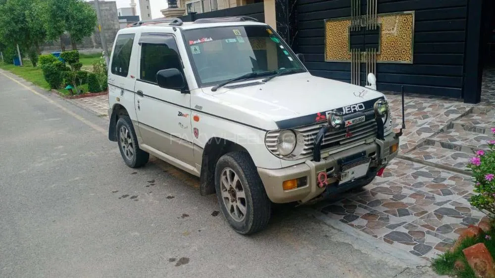 Mitsubishi Pajero Mini 1997 for Sale in Lahore Image-1