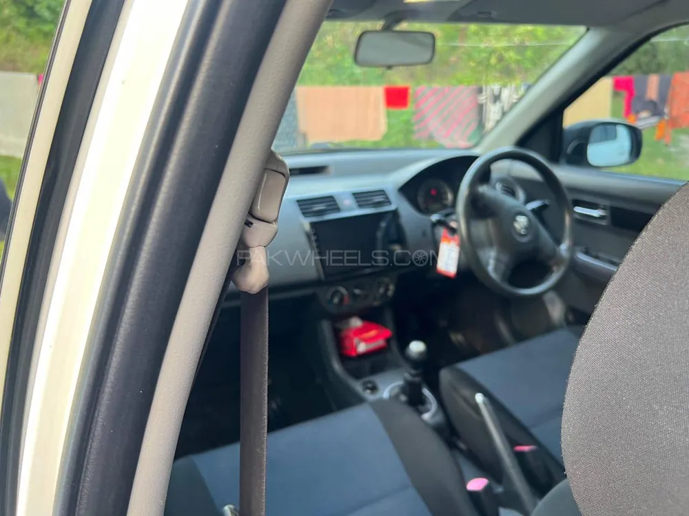 Suzuki Swift 2010 for Sale in Rawalpindi Image-1