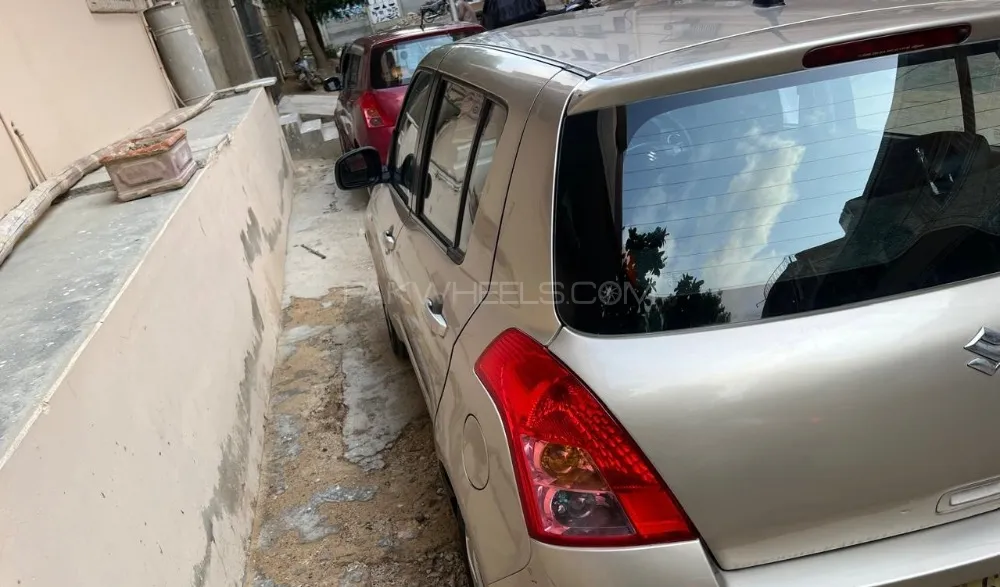 Suzuki Swift 2016 for Sale in Karachi Image-1