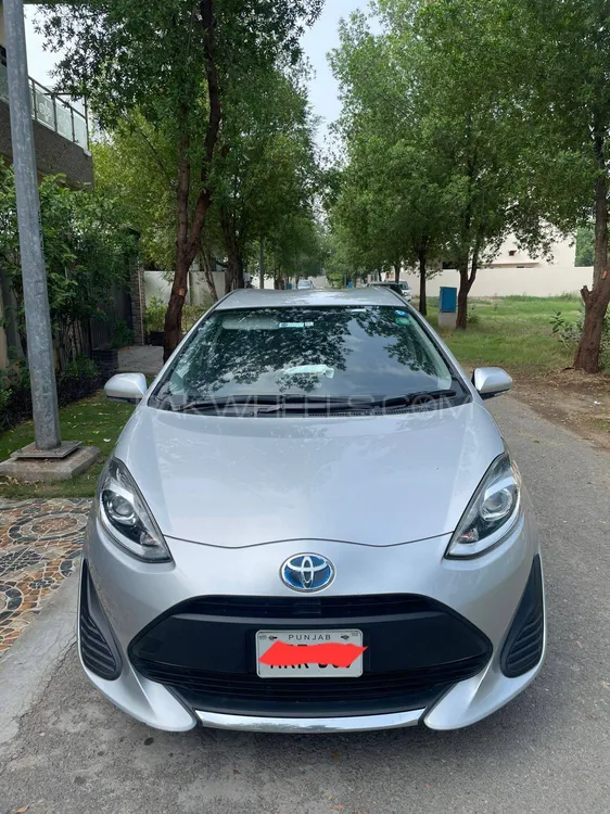 Toyota Aqua 2024 for Sale in Lahore Image-1