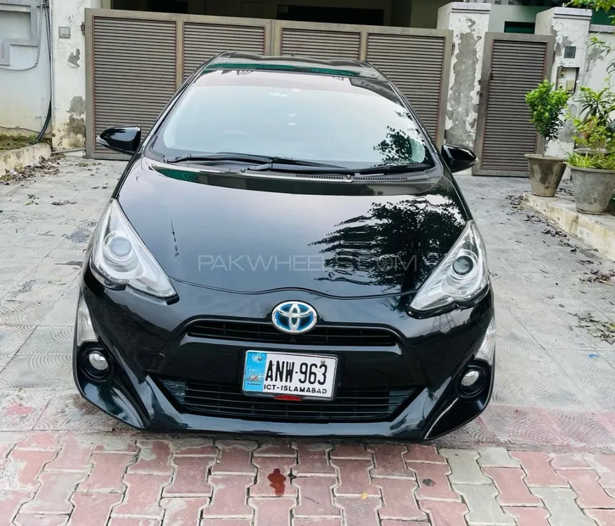 Toyota Aqua 2015 for Sale in Rawalpindi Image-1