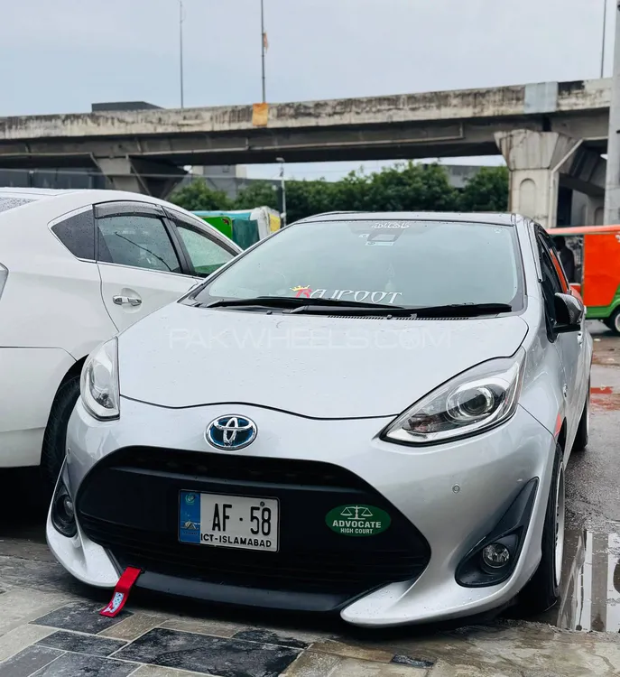 Toyota Aqua 2018 for Sale in Islamabad Image-1