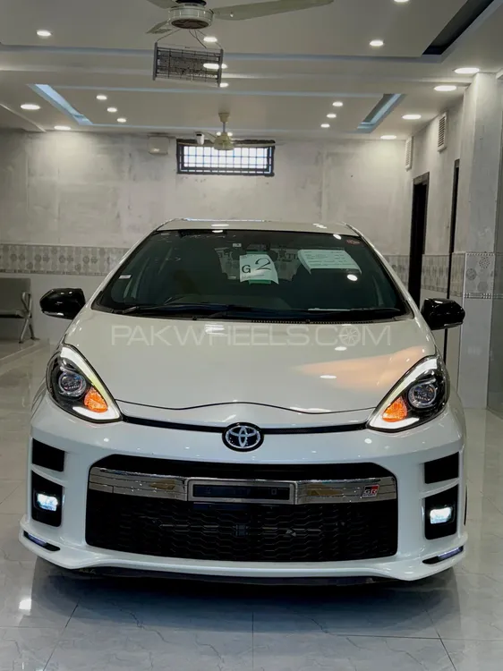 Toyota Aqua 2021 for Sale in Swabi Image-1