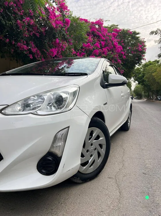 Toyota Aqua 2016 for Sale in Karachi Image-1