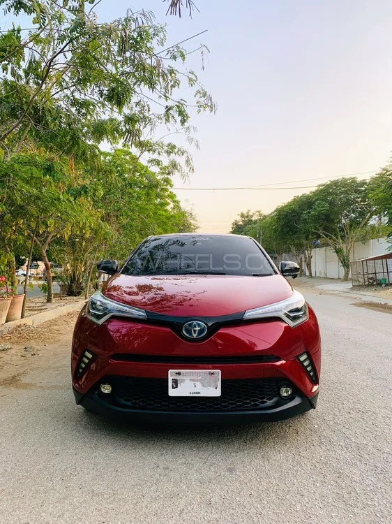 Toyota C-HR 2017 for Sale in Karachi Image-1